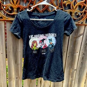 Batman Villainess criminal Selfie mug shot T-Shirt